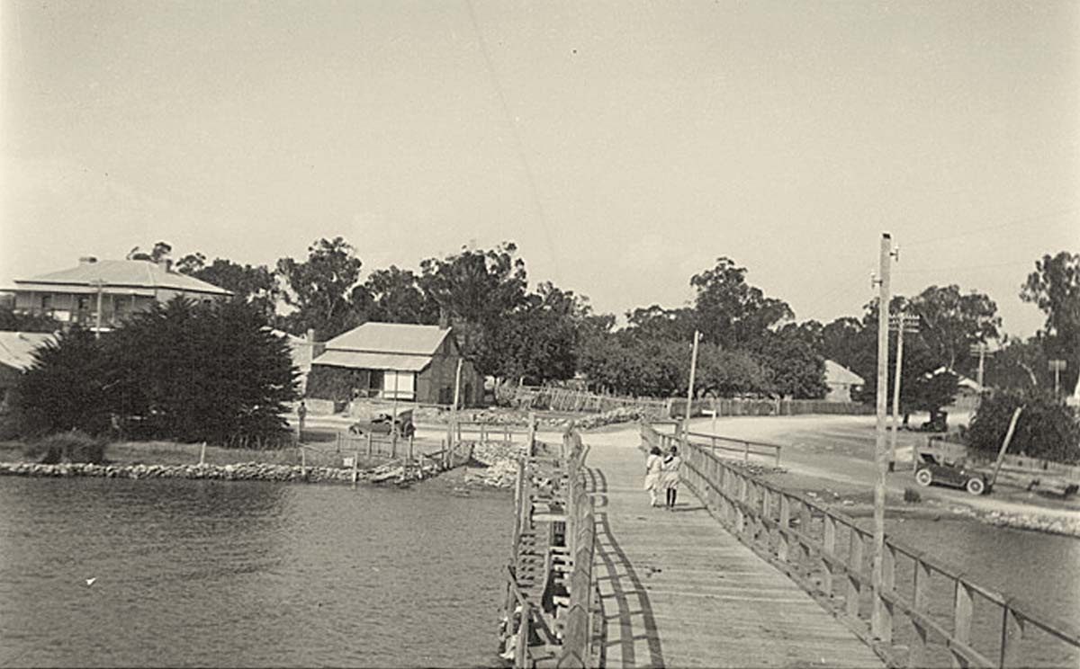Mandurah. View from the estuary bridge, 1924