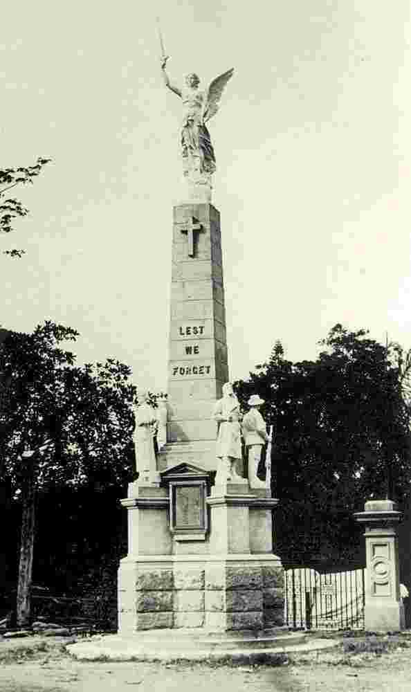 Maryborough. War Memorial, circa 1922