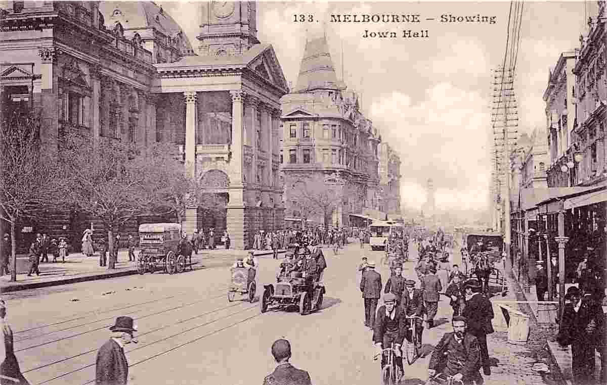 Melbourne. Panorama of Town Hall
