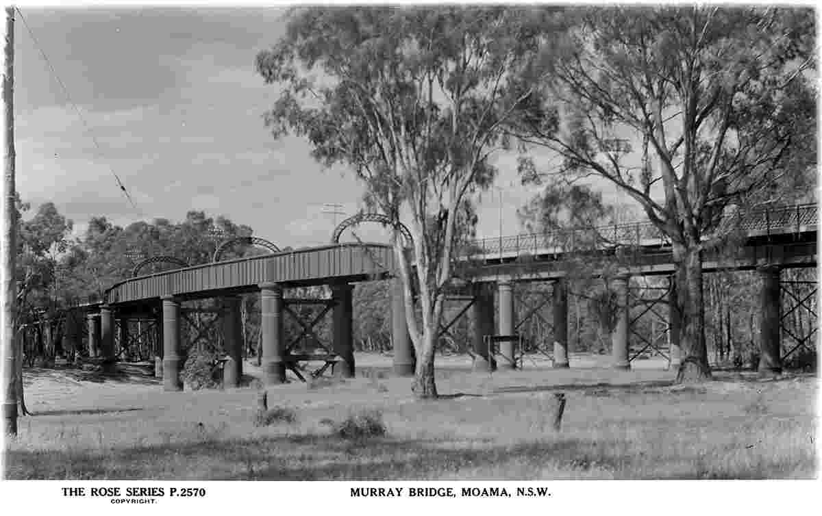 Moama. Bridge over Murray river, between 1920 and 1954