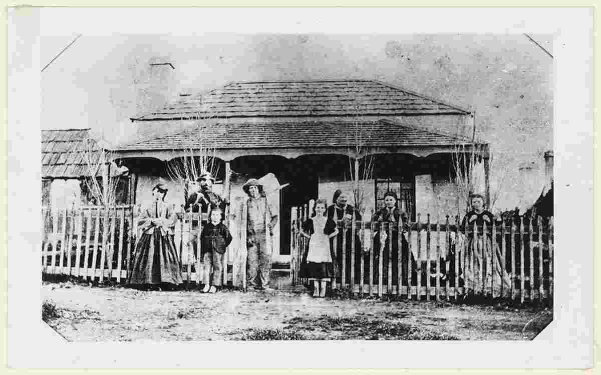 Mount Gambier. Cottage, 1865