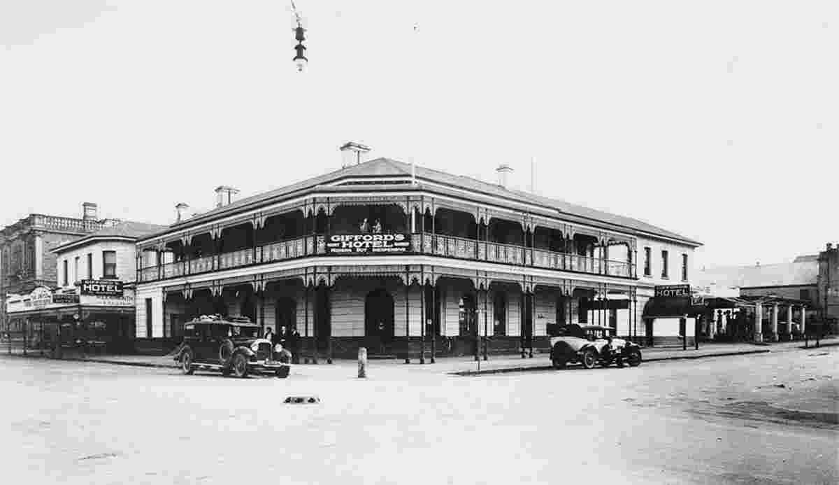 Mount Gambier. Gifford's Hotel, 1938