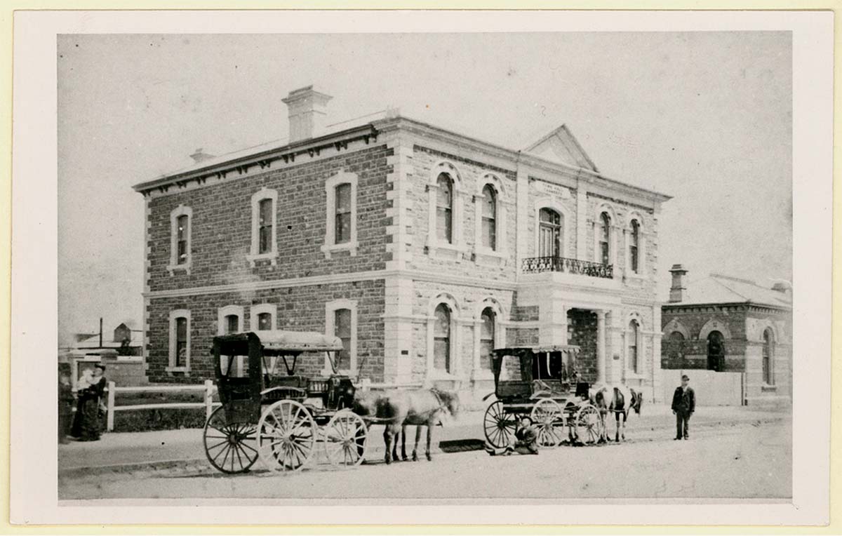 Mount Gambier. Town Hall, 1882