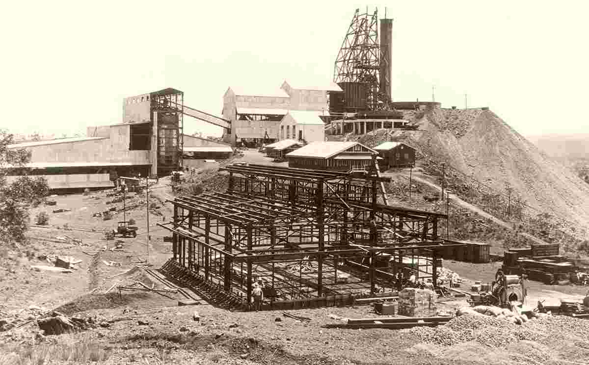 Mount Isa. Assaying, crushing and haulage sections at mines, circa 1930s