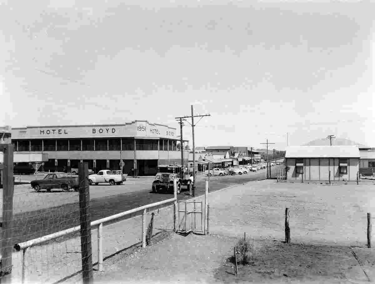 Mount Isa. Hotel 'Boyd' on West Street, 1952