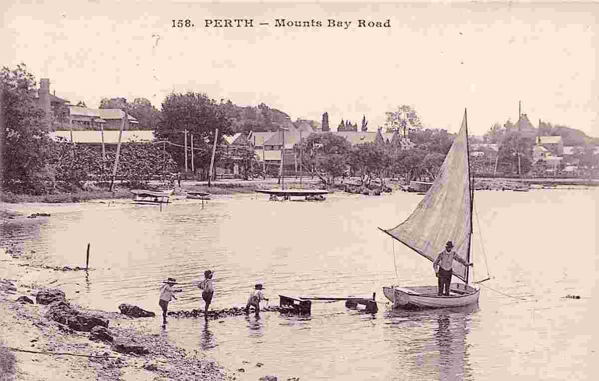 Perth. Mounts Bay Road
