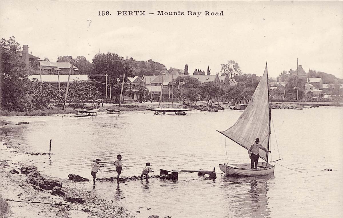 Perth. Mounts Bay Road