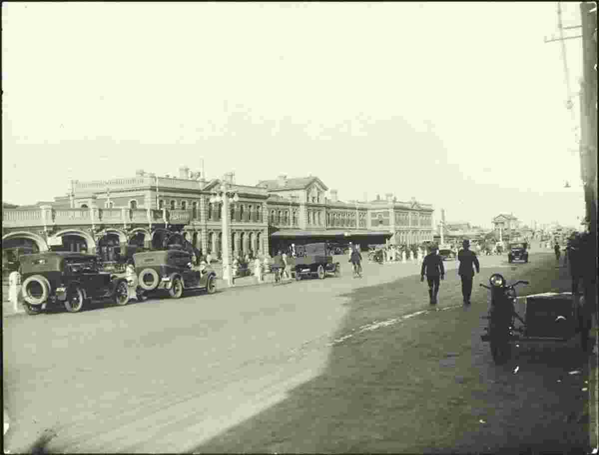 Perth. Railway Station, 1925s