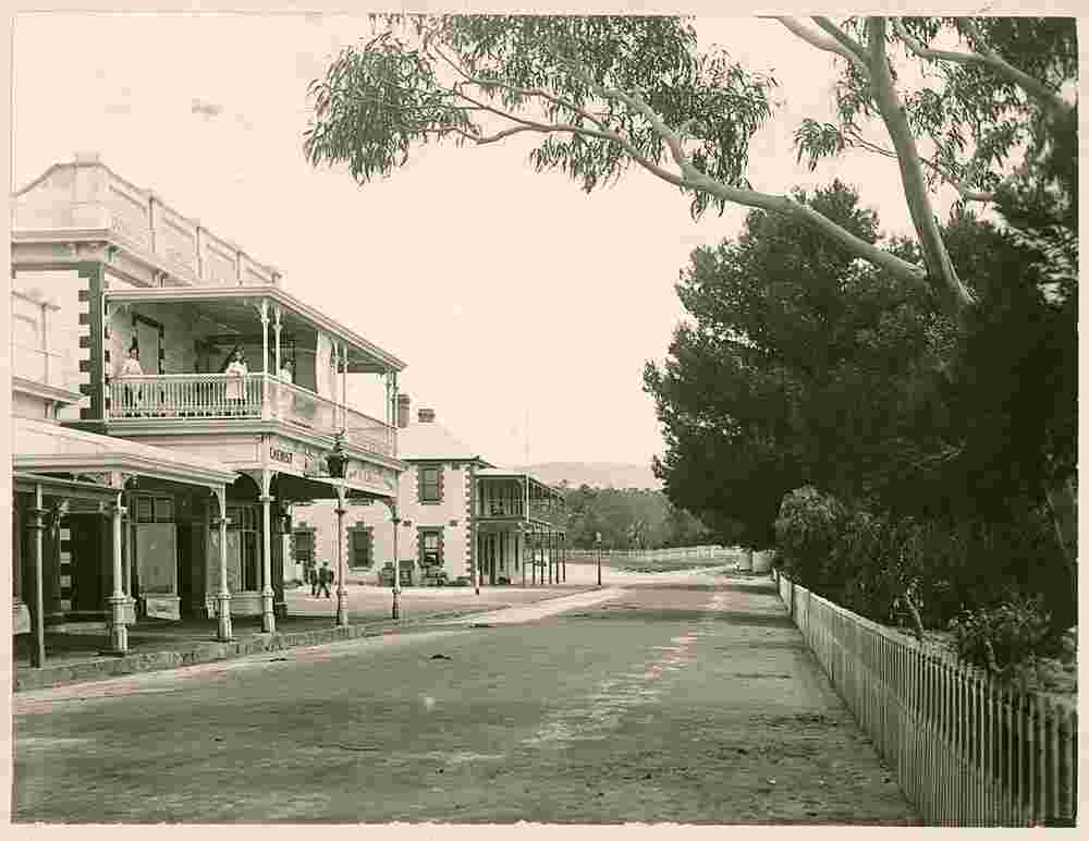 Port Lincoln. Tasman Terrace, looking north