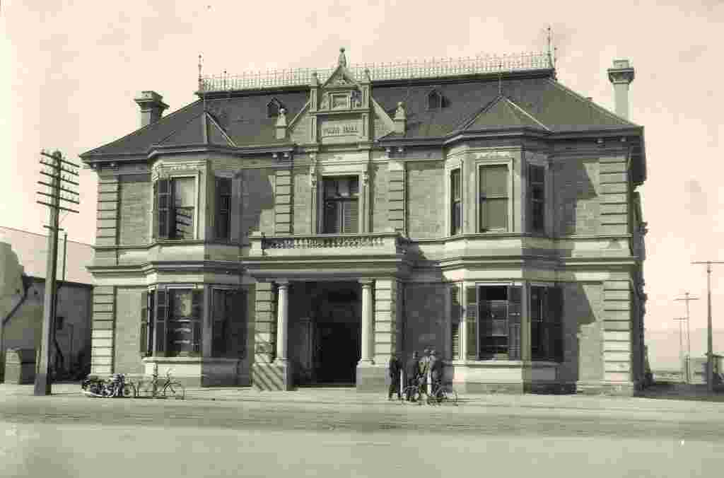 Port Pirie. Town Hall, 1932