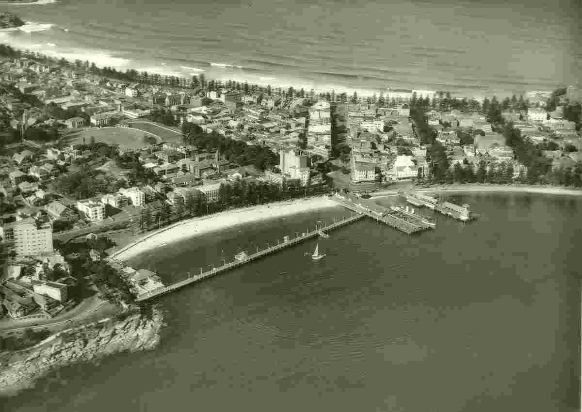 Sydney. Aerial view of Manly