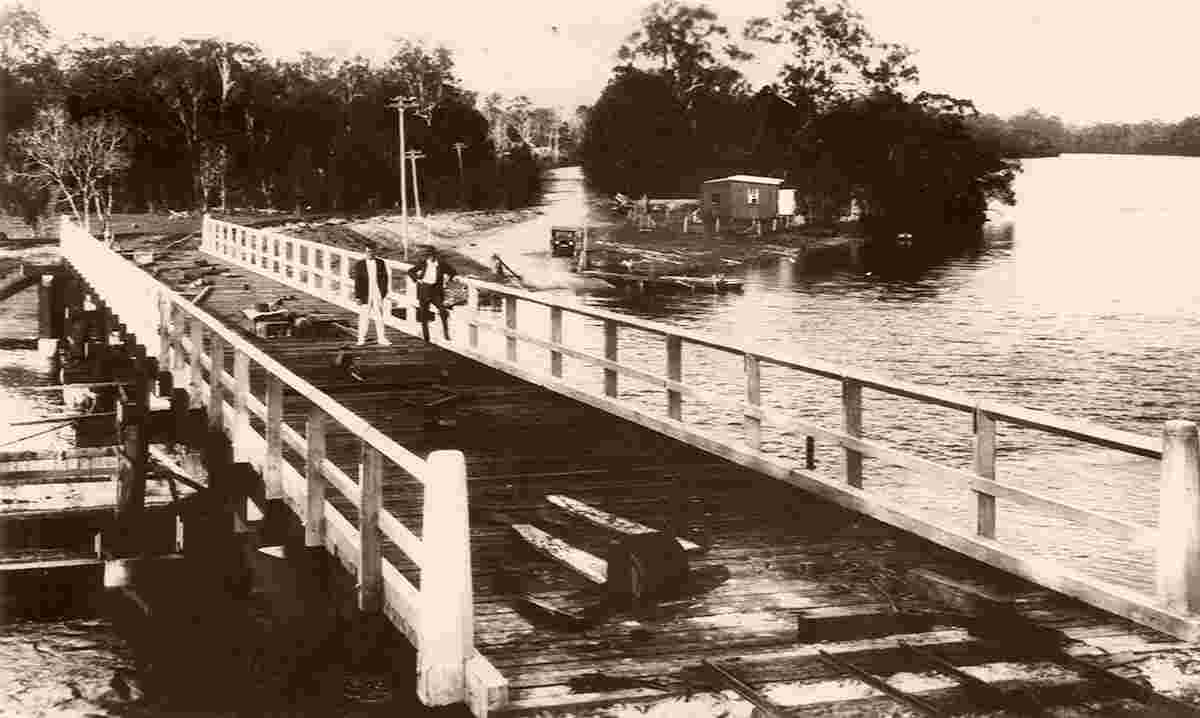 Cobaki Bridge at Tweed Heads, 1926