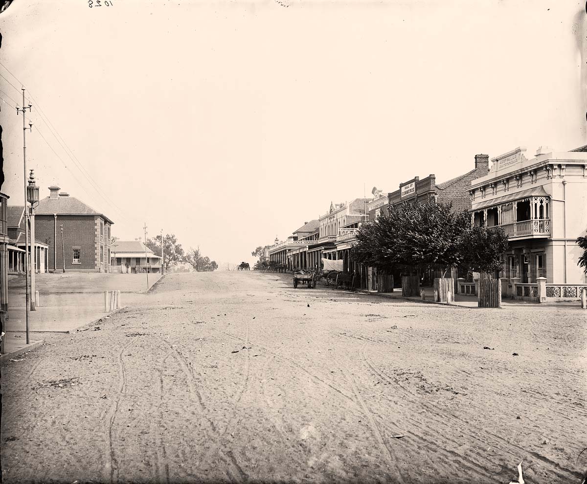 Wagga Wagga. Fitzmaurice Street, between 1870 and 1875