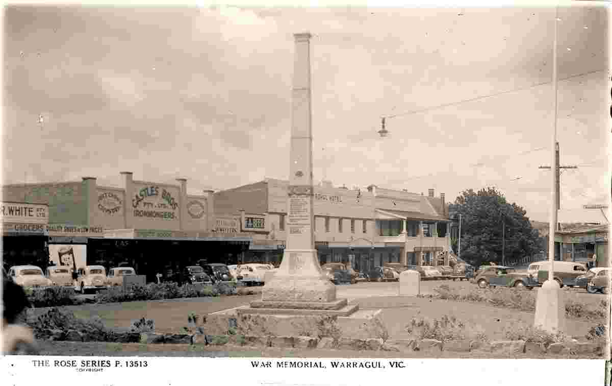 Warragul. War Memorial, between 1920 and 1954