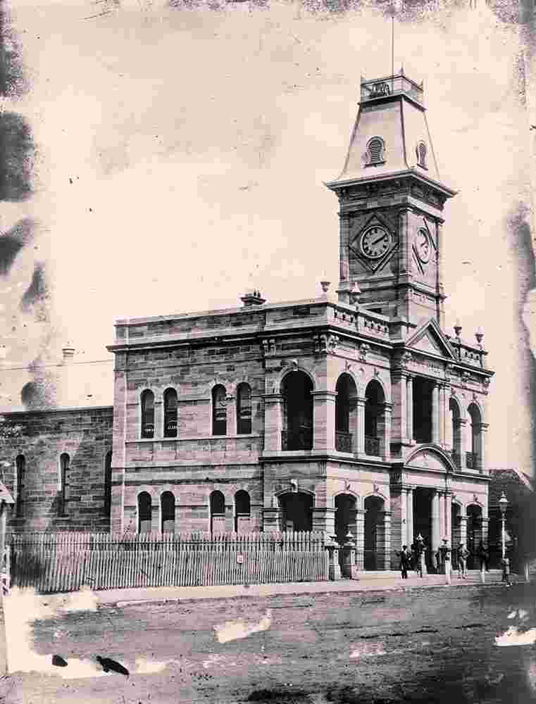 Warwick. Town Hall, 1892