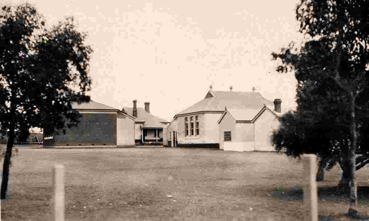 Whyalla. Primary School, 1933