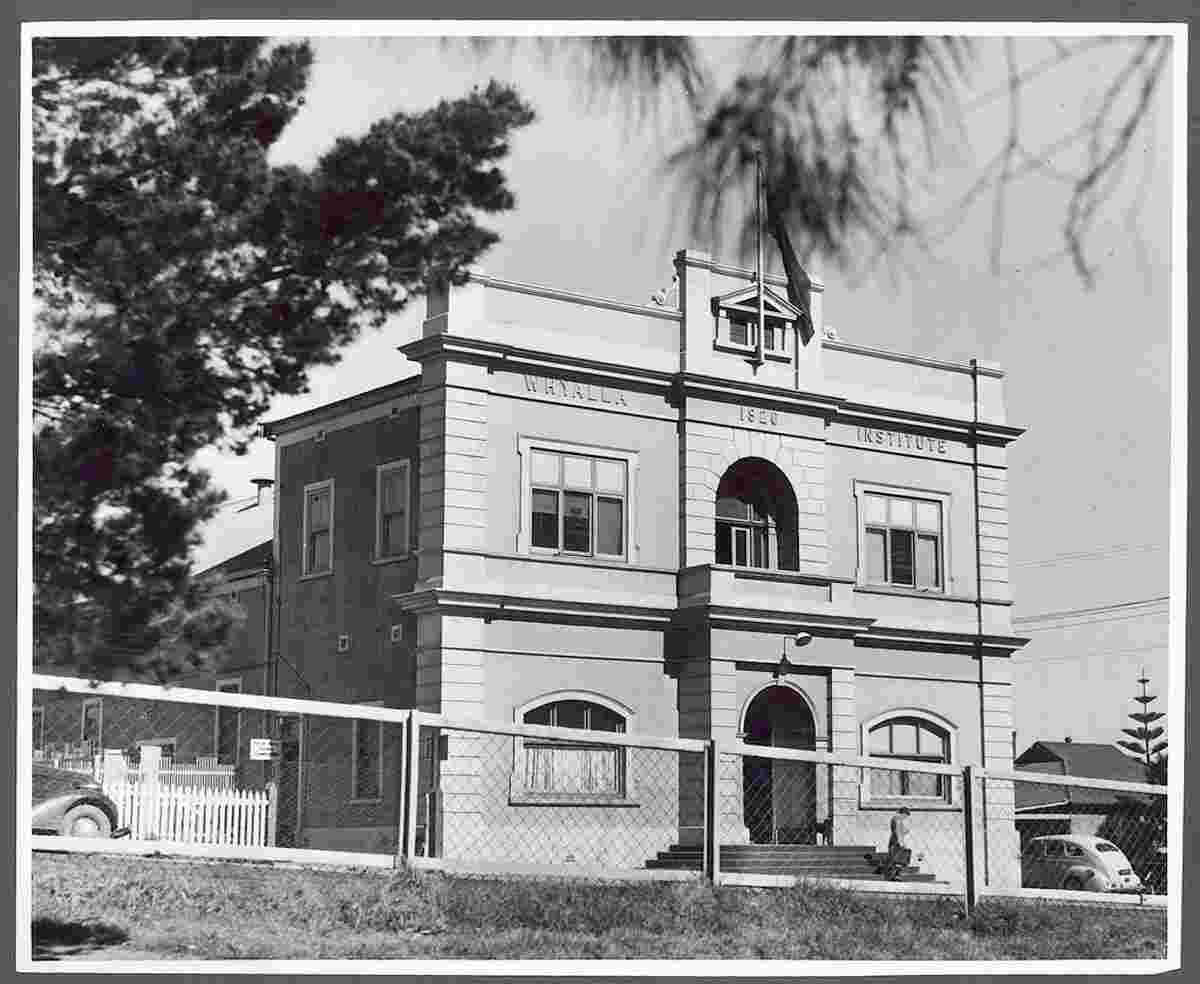 Whyalla. Whyalla Institute built 1920, 1932