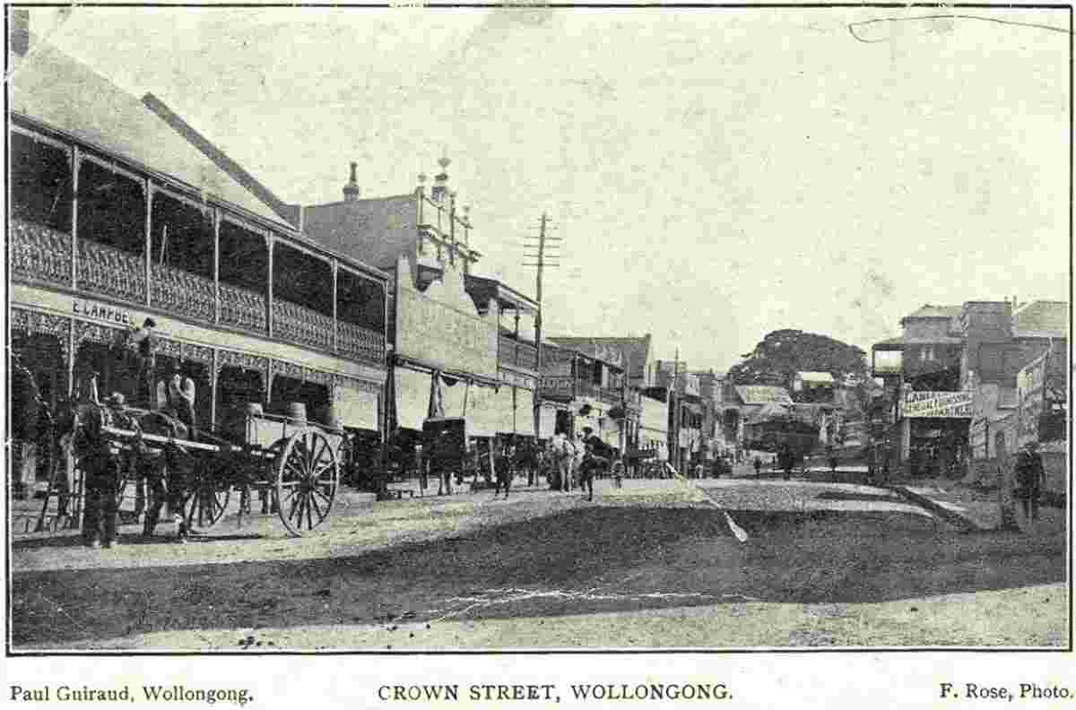 Wollongong. Crown Street
