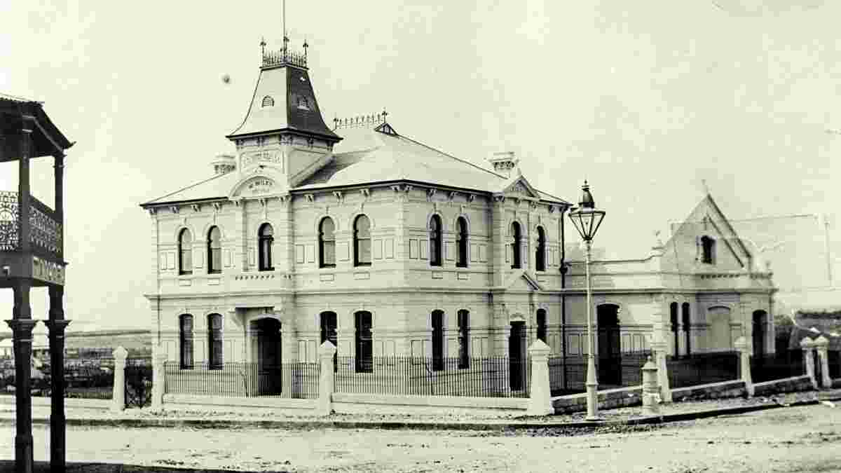 Wollongong. Town Hall, circa 1887