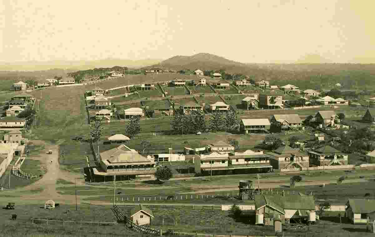 Yeppoon. Panorama of town, 1923