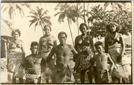 Suva. Fijian family (probably)