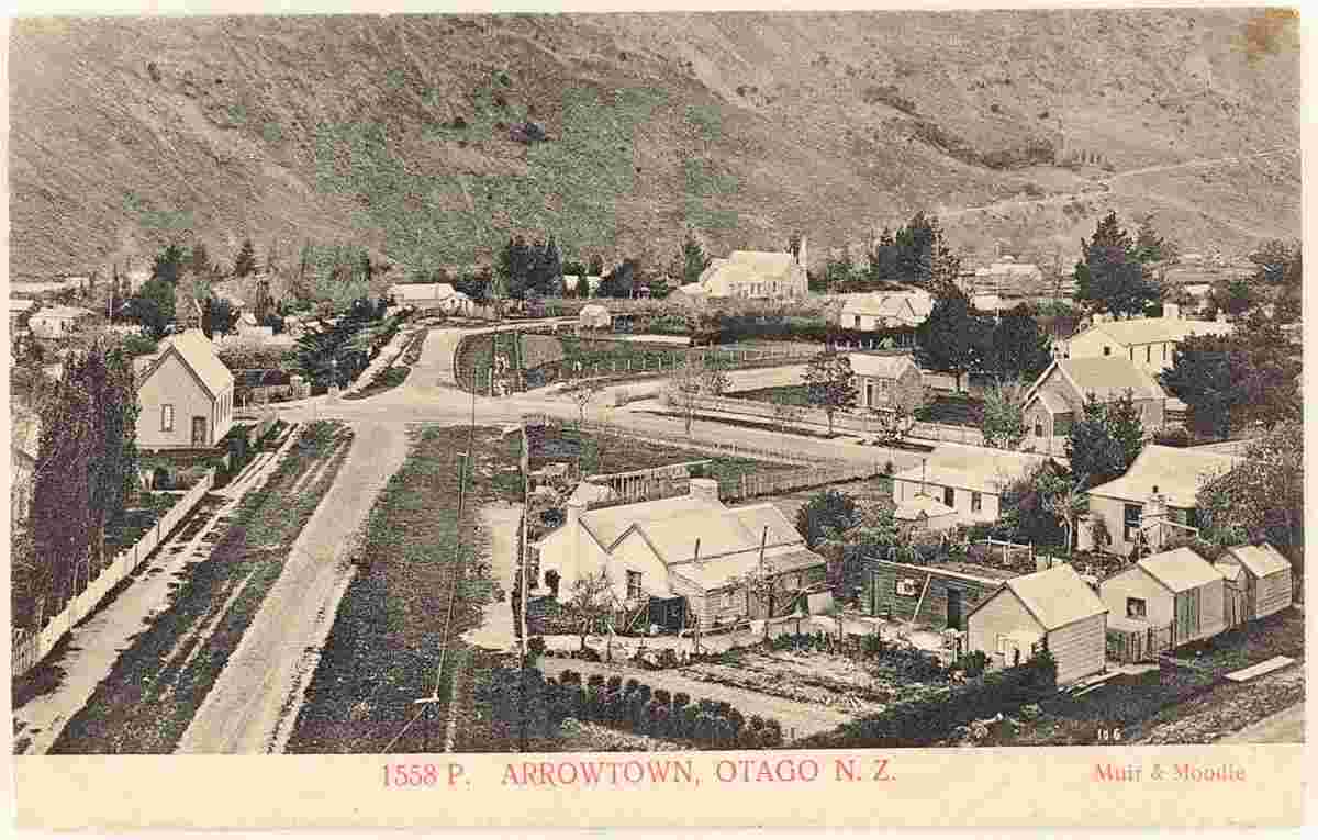 Panorama of Arrowtown, 1905