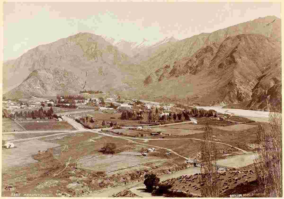 Panorama of Arrowtown and river, 1880s
