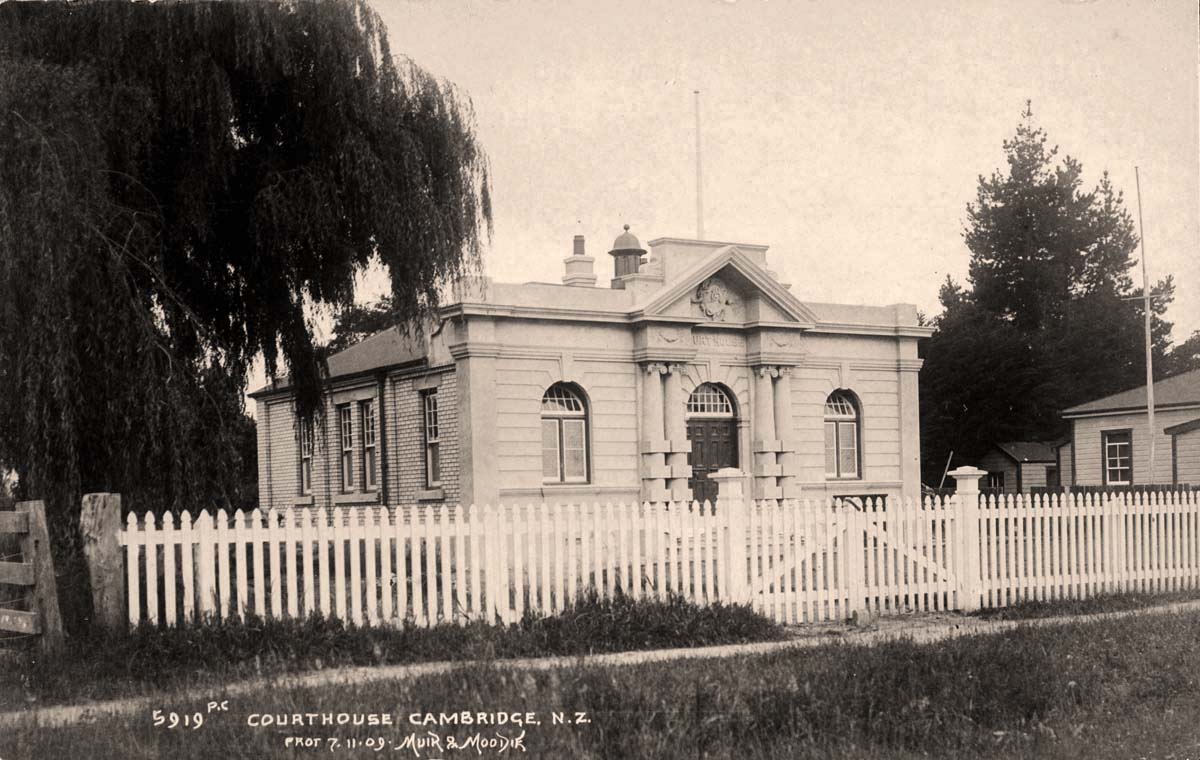 Cambridge. Courthouse, 1909