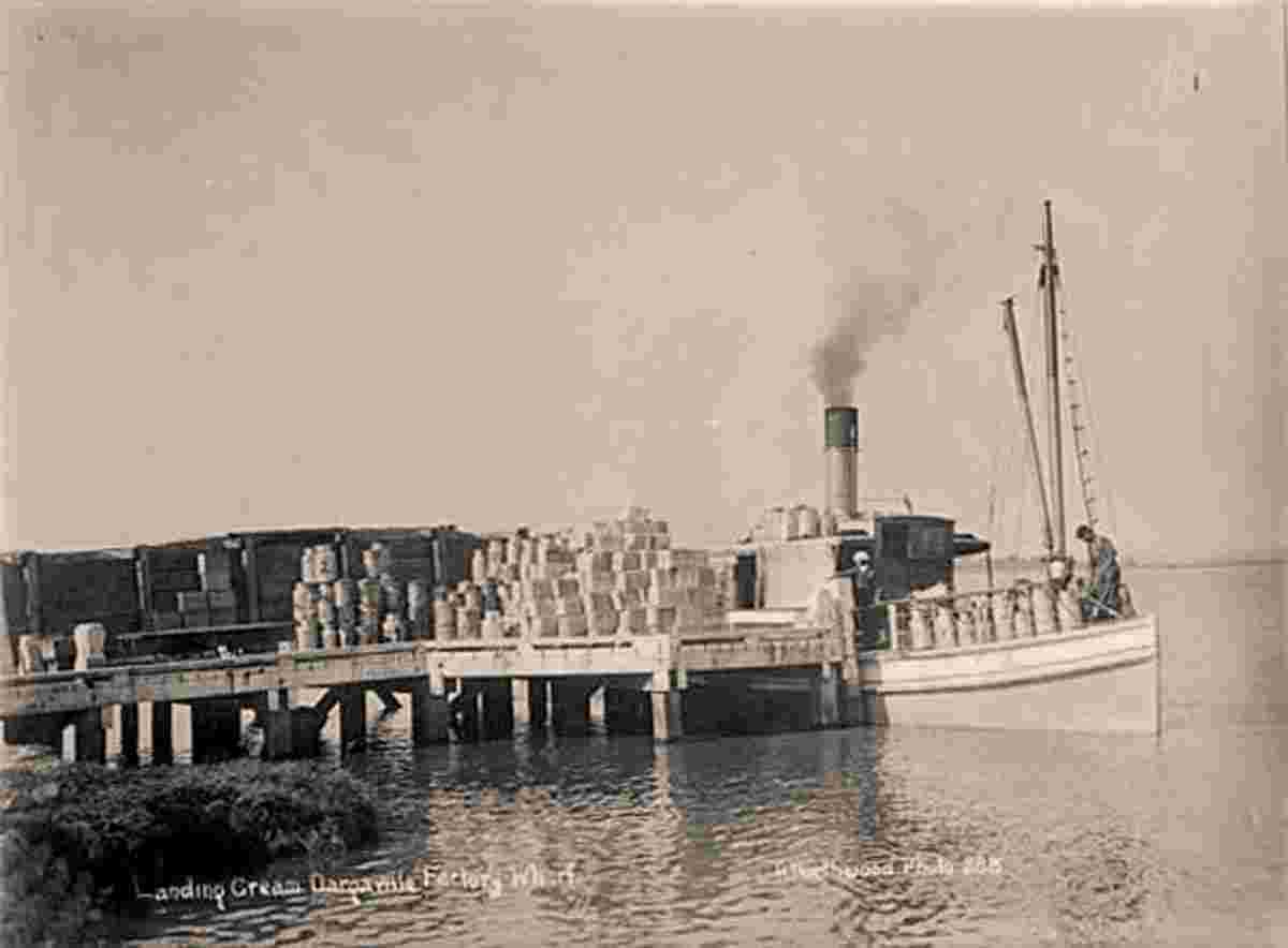 Dargaville. Factory Wharf, circa 1910's