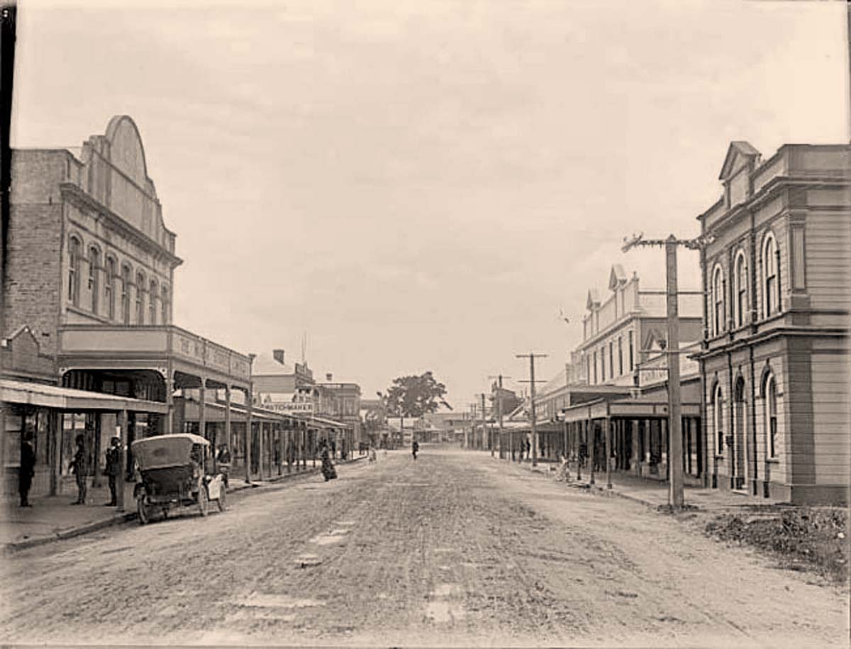 Dargaville. Main street, between 1916 and 1920