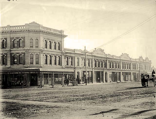 Gore. City building, shop, circa 1905