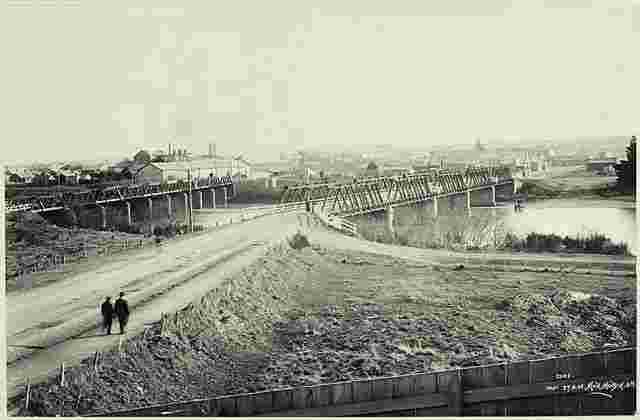 Gore. Panorama of Bridges, circa 1905