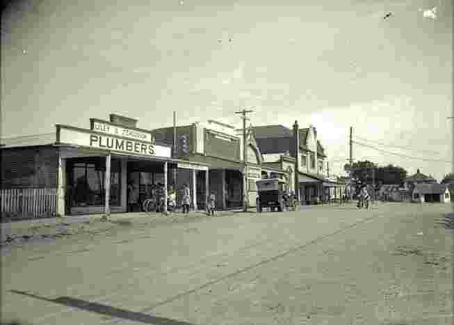 Havelock North. View of a street, circa 1925