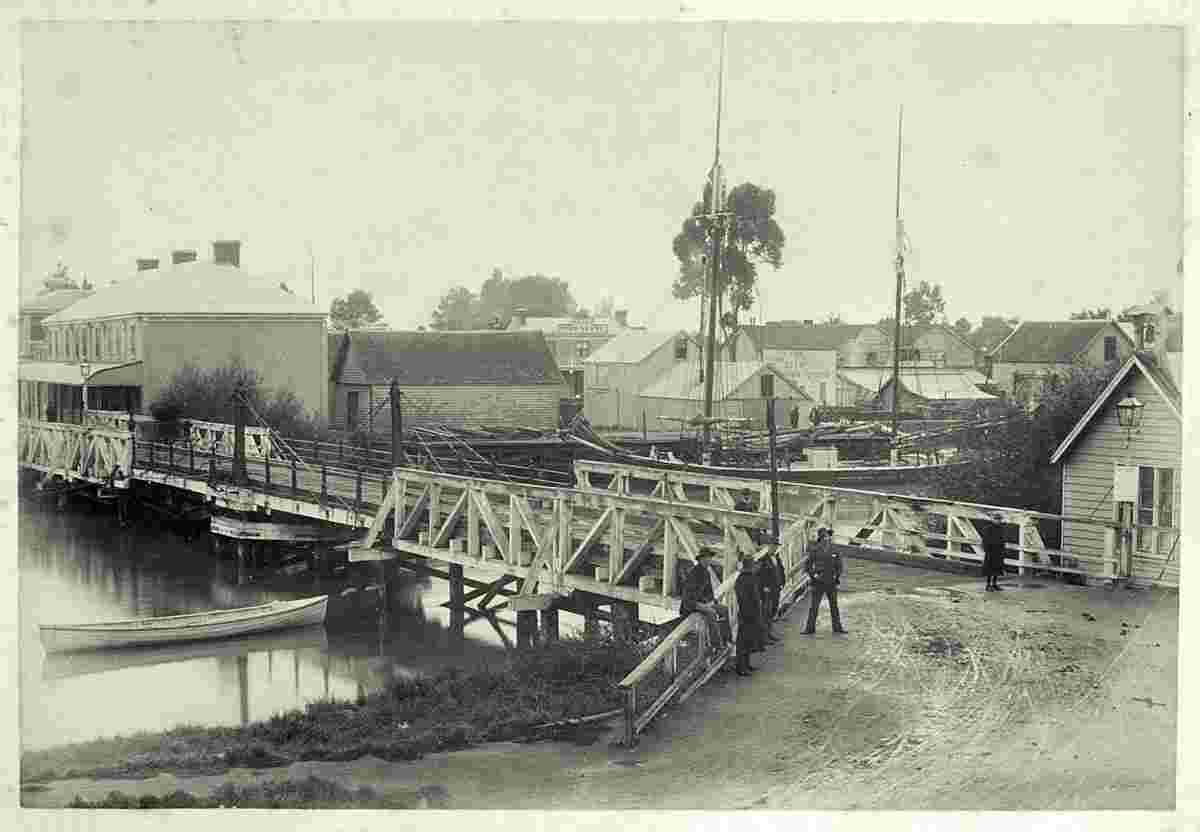 Kaiapoi. Panorama of Bridge, circa 1880