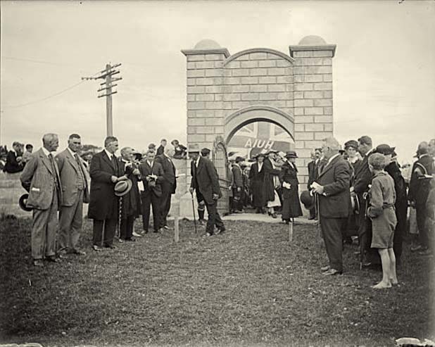Levin. Visit of WF Massey to open War Memorial gate, 11 April 1923