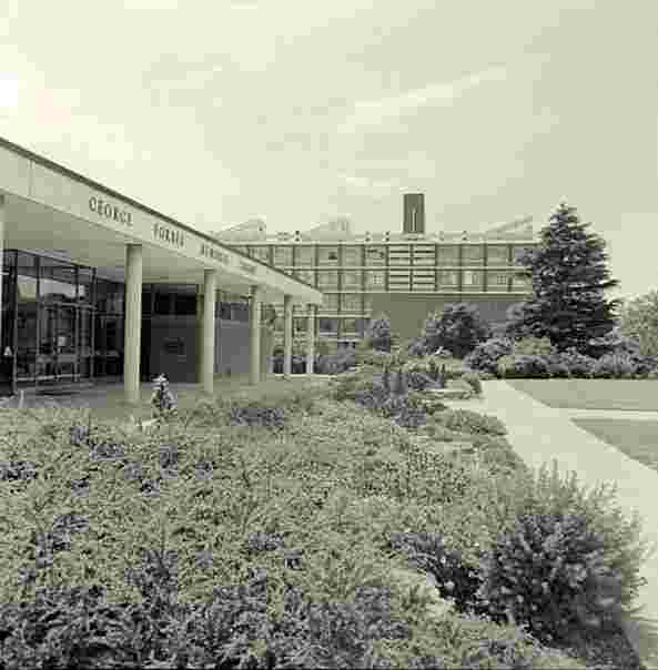 Lincoln. George Forbes Memorial Library, 1968