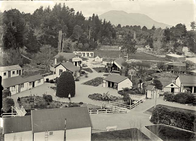 Spa Hotel at Taupo, 1928