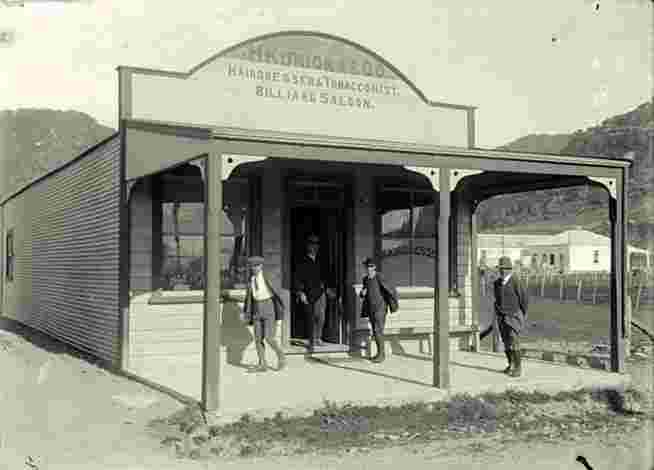 Te Araroa. Business premises of H. Kunioka and Co, 1918
