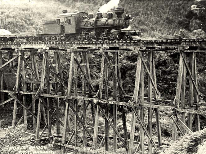 Mallet No. 7 locomotive on the Pokaiwhenua Bridge, near Tokoroa, 1947