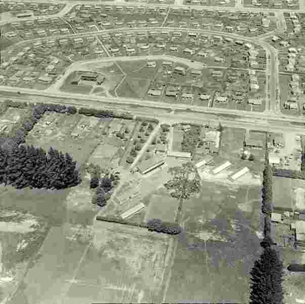 Tokoroa. School, including housing, 2 Dec 1955
