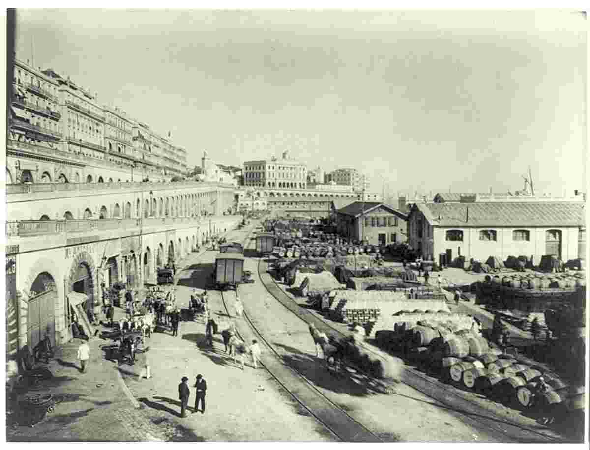 Algiers. Depot and Station