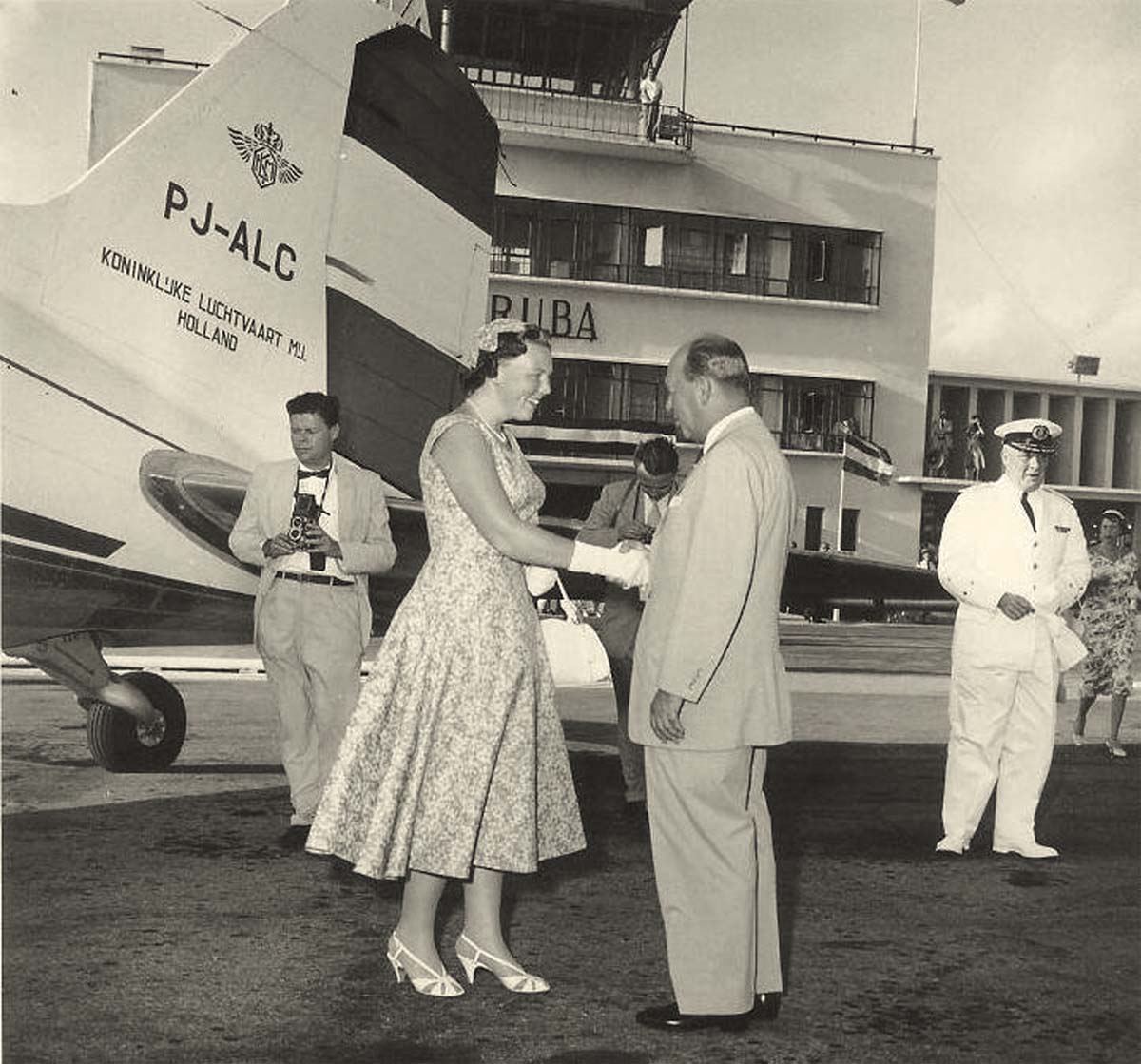 Oranjestad. Royal visit to Aruba - arrival of Princess Beatrix, 1958