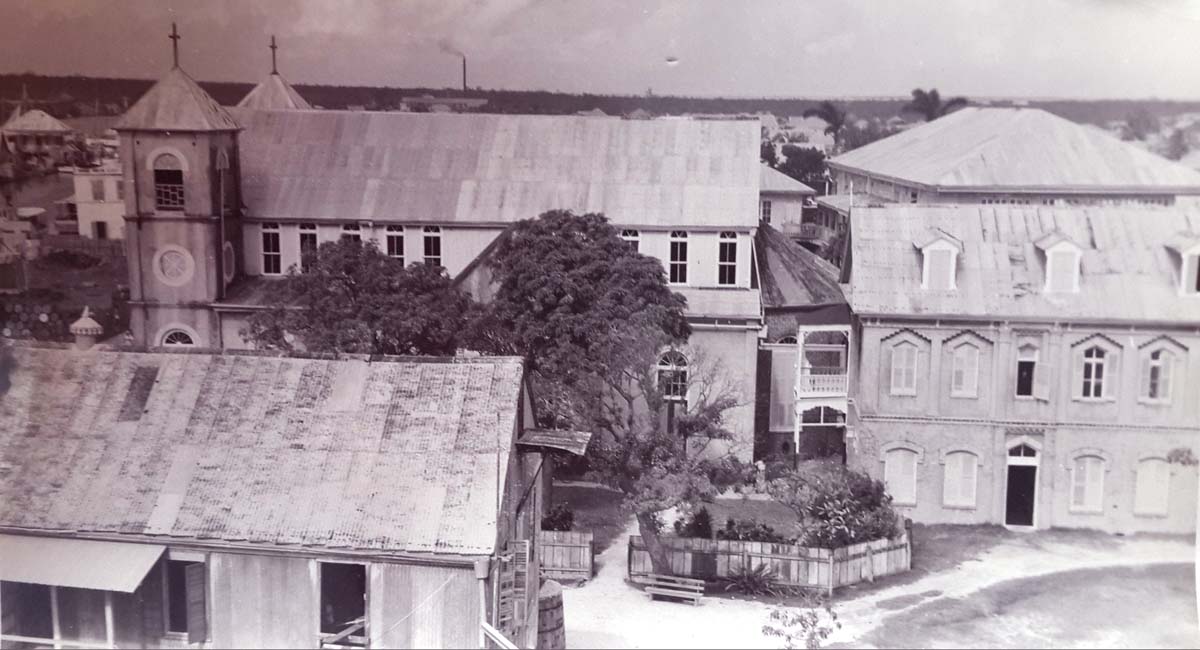 Holy Redeemer cathedral and rectory in Belize City, between 1930 and 1939