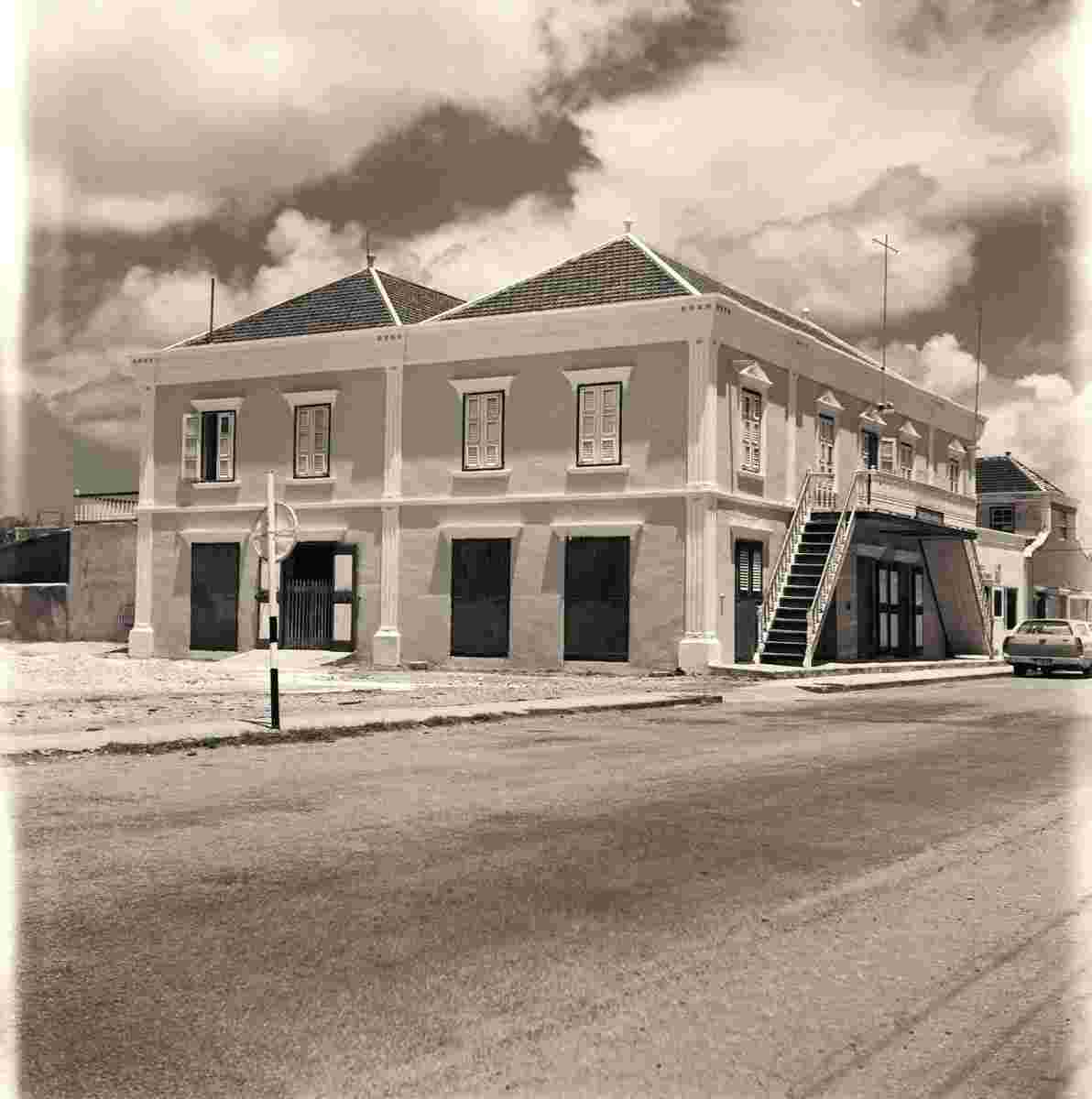 Kralendijk. House and shop on Breede street, sea side, 1966