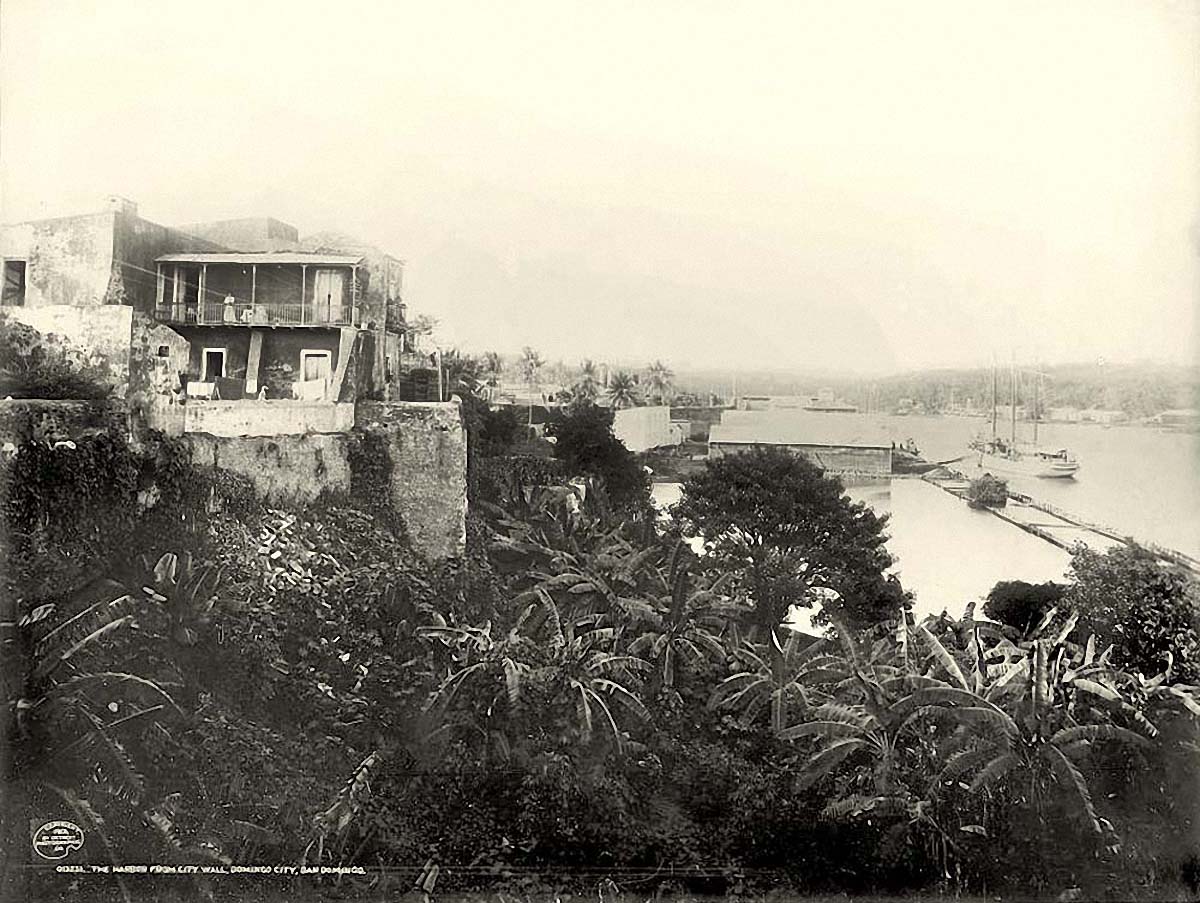 Santo Domingo. River harbor from city wall, circa 1900