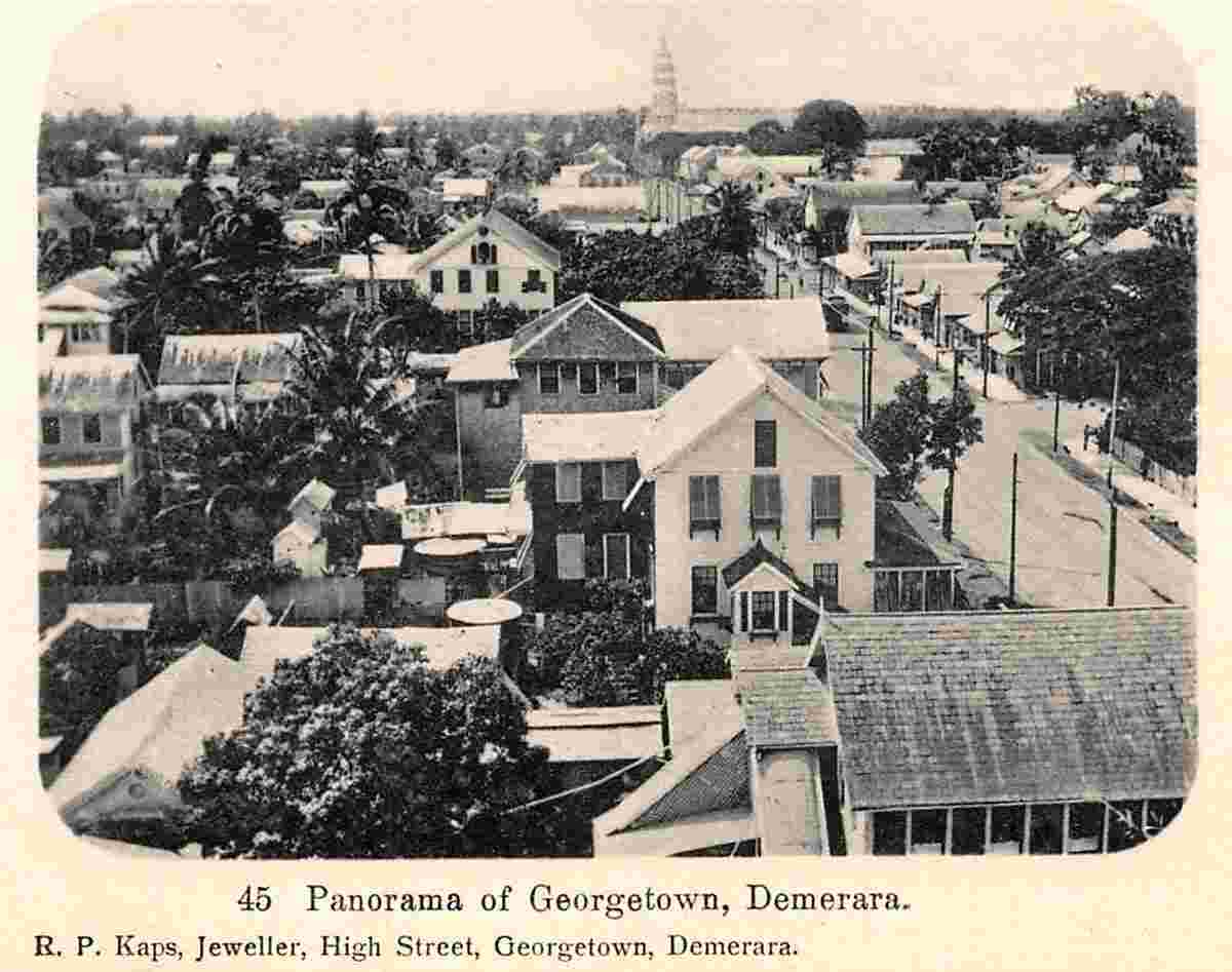 Georgetown. Panorama of town street