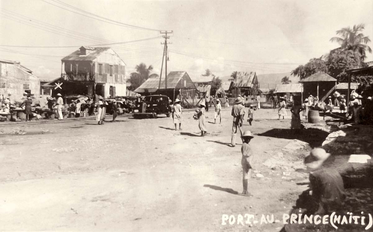 Port-au-Prince. Panorama of market and town street, 1930