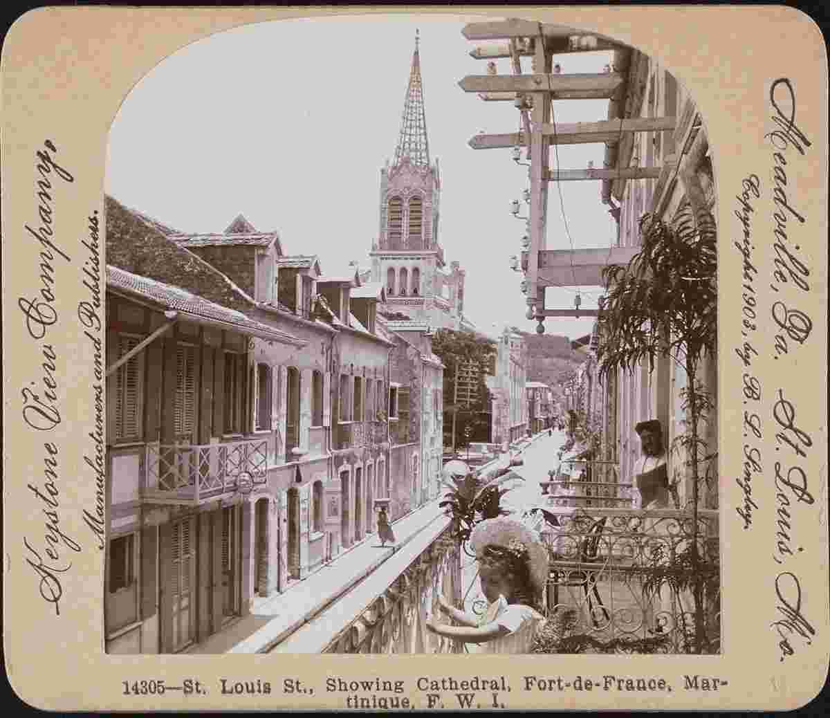 Fort-de-France. Rue Saint-Louis, montrant la cathédrale, vers 1900