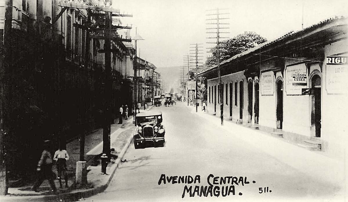 Managua. Avenida Central - Central Avenue