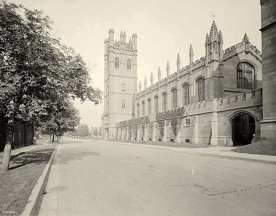 Chicago. Hutchinson Hall, University of Chicago, between 1910 and 1920